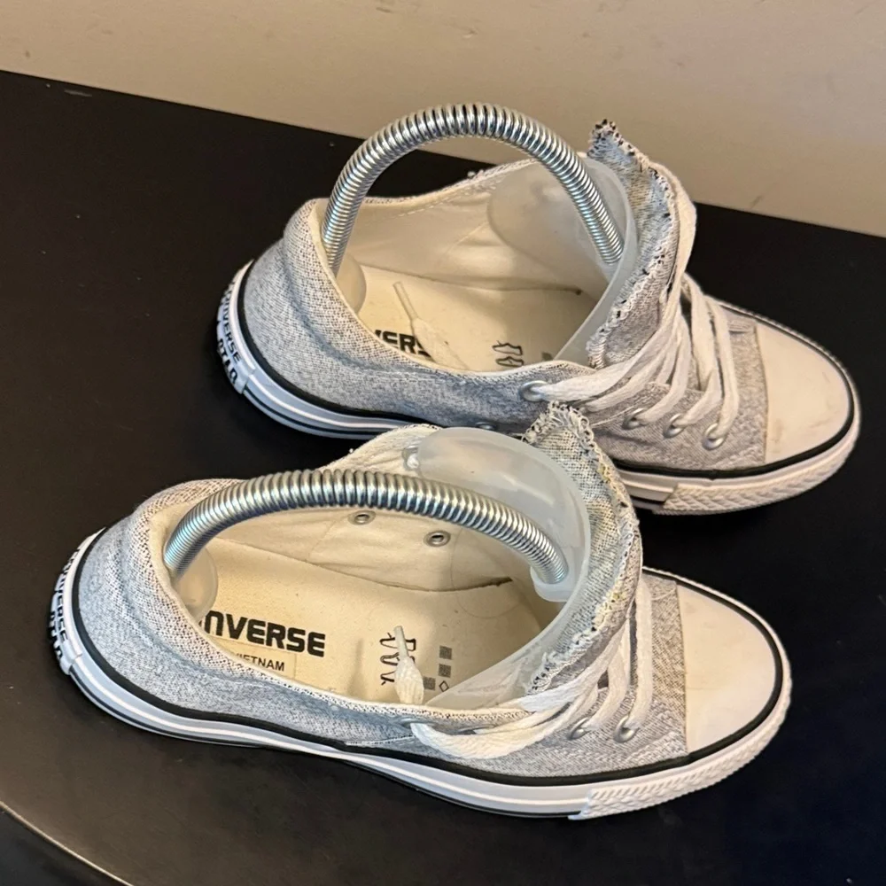 Converse stylish sneakers